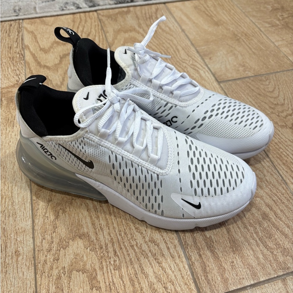 Nike Air Max 270